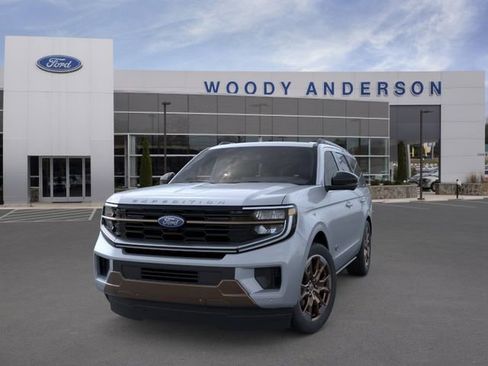 New 2026 Ford Expedition King Ranch AWD/4WD image 2