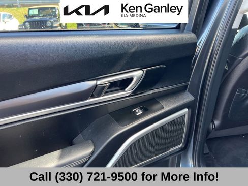 Certified 2023 Kia Telluride S w/ S Sunroof Package image 49
