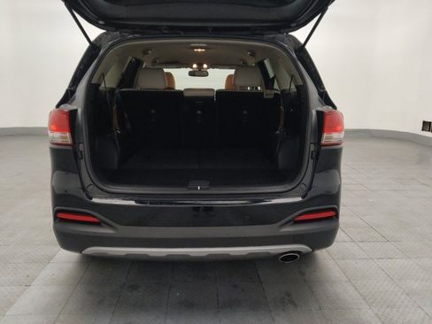 Used 2017 Kia Sorento EX image 29