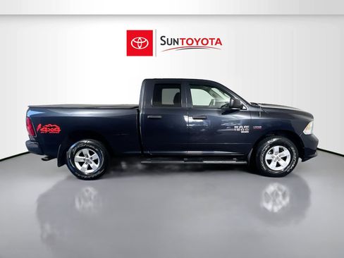 Used 2019 RAM 1500 Express AWD/4WD image 2