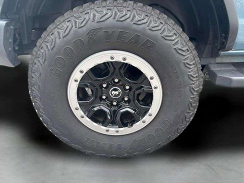 Used 2022 Ford Bronco Outer Banks w/ Sasquatch Package AWD/4WD image 33