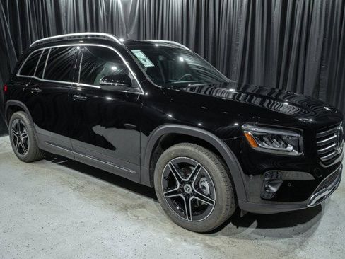 New 2026 Mercedes-Benz GLB 250 image 3