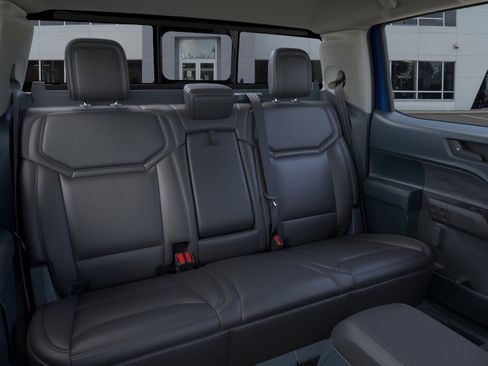 New 2025 Ford Maverick Lariat w/ Black Appearance Package image 35