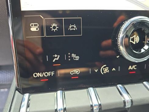 New 2026 GMC Terrain Elevation w/ Technology Package II AWD/4WD image 20