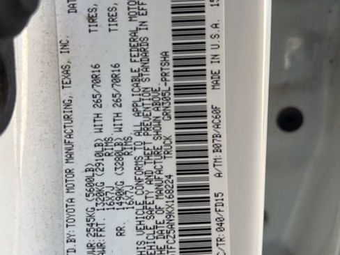 Used 2019 Toyota Tacoma TRD Off-Road image 28