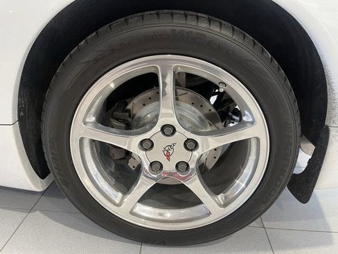 Used 1999 Chevrolet Corvette Coupe w/ Memory Pkg image 16