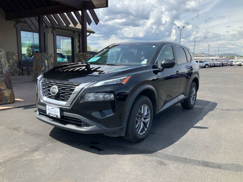 Used 2021 Nissan Rogue S AWD/4WD image 2