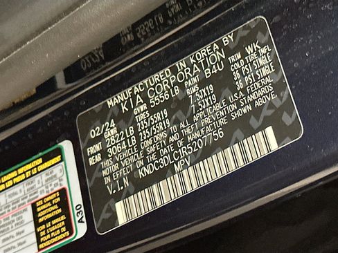 Used 2024 Kia EV6 Wind w/ Wind Technology Package AWD/4WD image 12