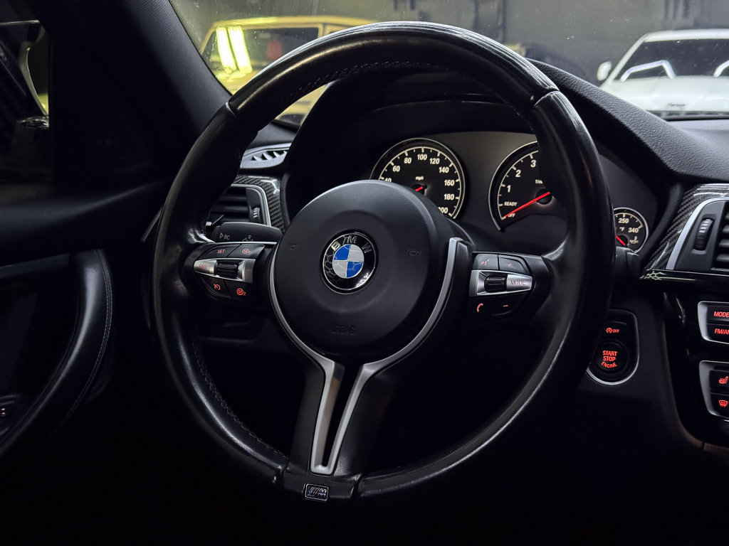 Used 2016 BMW M3 RWD image 20