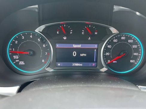 Used 2024 Chevrolet Traverse LT w/ Midnight/Sport Edition image 12