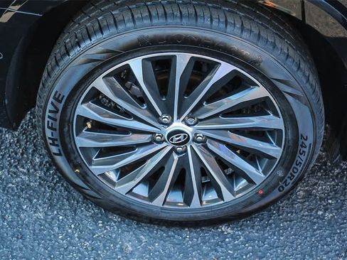 Used 2023 Hyundai Palisade Calligraphy w/ Cargo Package image 11