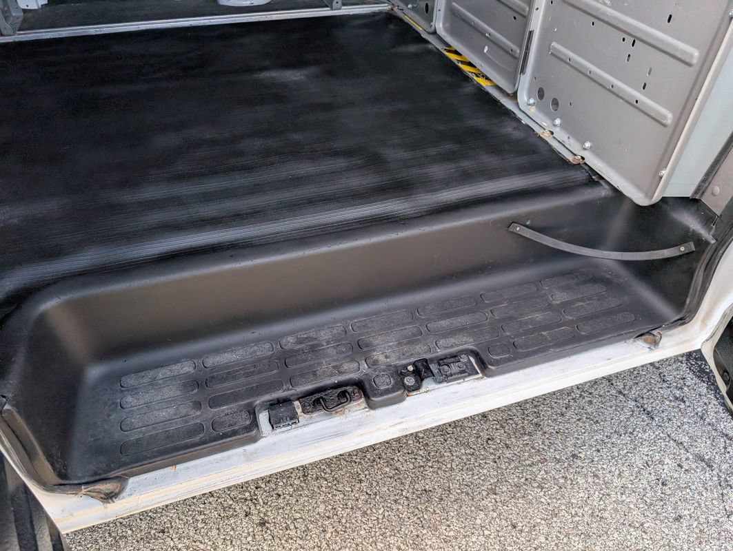 Used 2019 GMC Savana 2500 w/ Driver Convenience Package RWD image 34