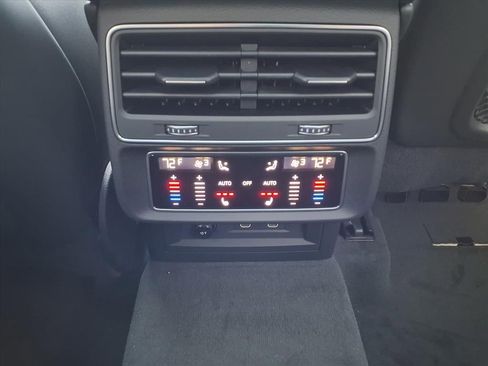 New 2026 Audi Q8 Premium Plus image 24