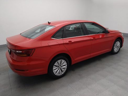 Used 2019 Volkswagen Jetta SE FWD image 10