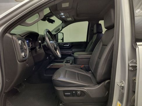 Used 2023 GMC Sierra 3500 Denali w/ Denali Ultimate Package image 5