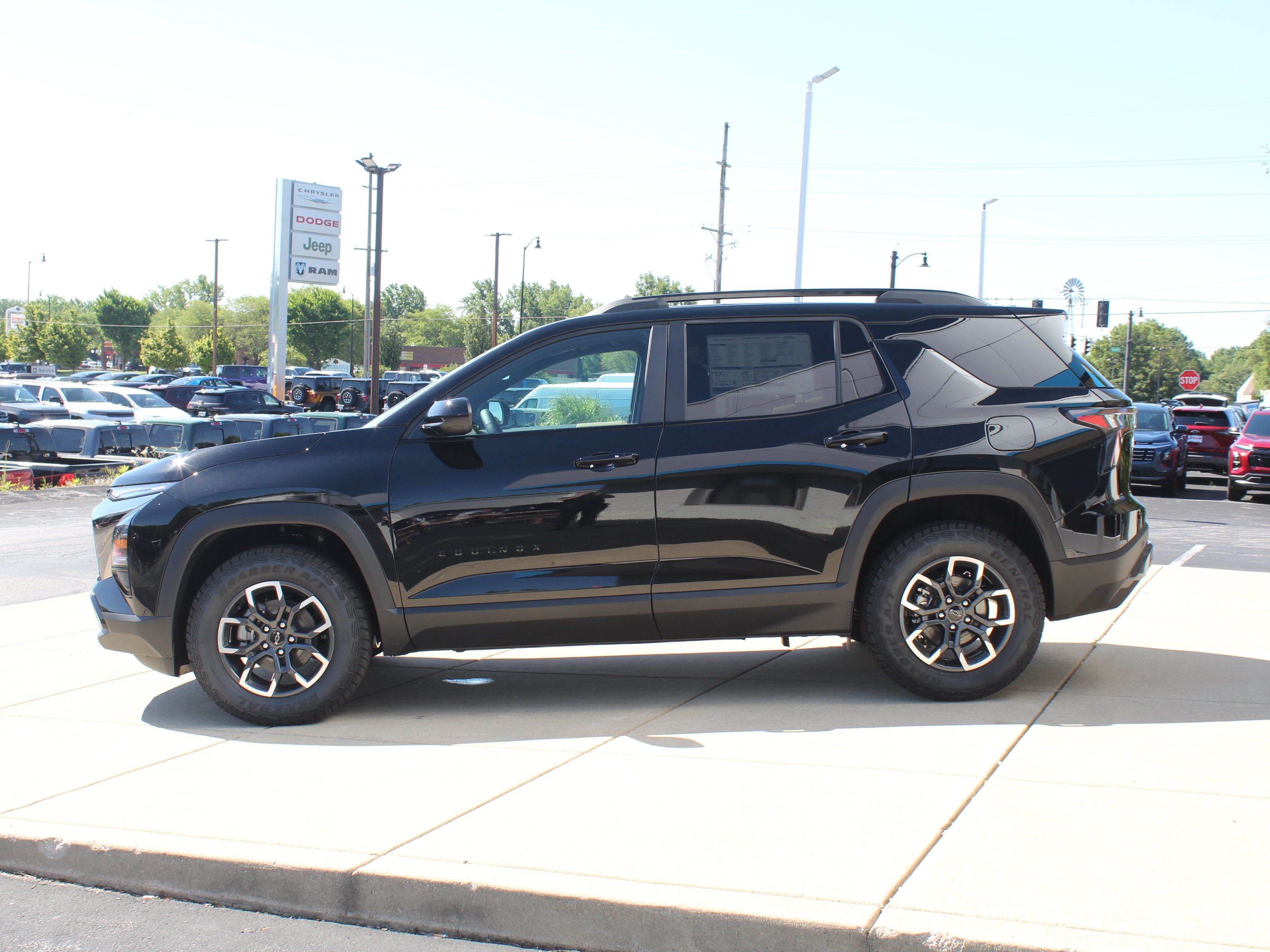 New 2026 Chevrolet Equinox ACTIV w/ Convenience Package III FWD image 6