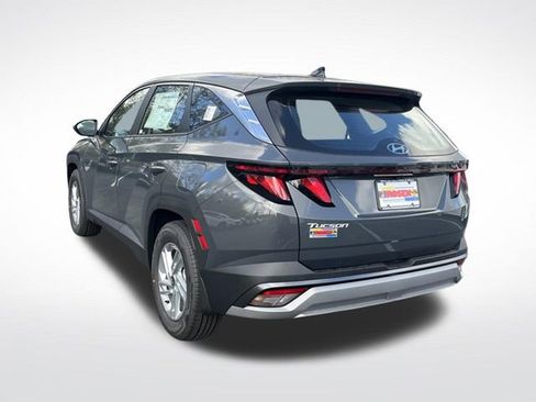 New 2026 Hyundai Tucson SE FWD image 3