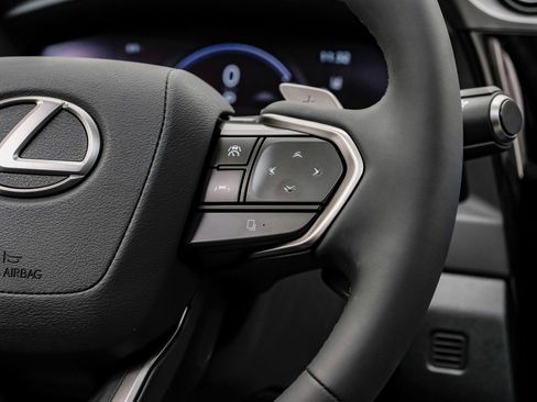 Used 2023 Lexus RZ 450e Premium image 22