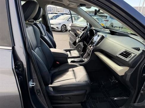 Used 2022 Subaru Ascent Limited image 21
