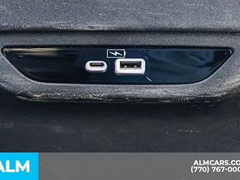 Used 2023 Chrysler Pacifica Touring-L FWD image 59