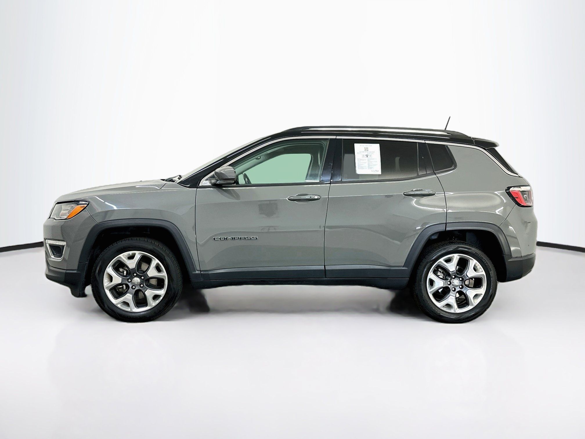 Used 2021 Jeep Compass Limited w/ Sun and Sound Group AWD/4WD image 4