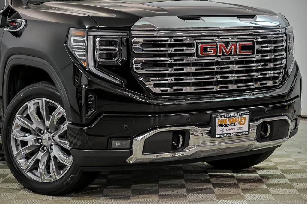 Used 2023 GMC Sierra 1500 Denali AWD/4WD image 2