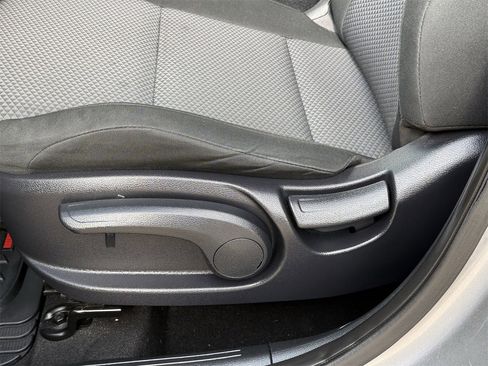 Used 2023 Kia Soul LX w/ LX Technology Package image 25