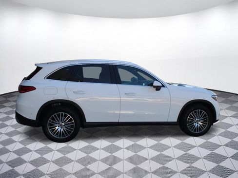 Used 2026 Mercedes-Benz GLC 300 4MATIC image 8