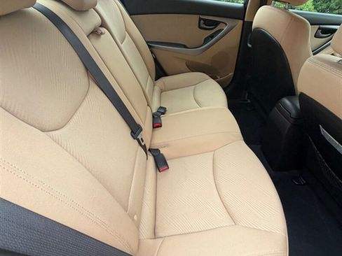Used 2013 Hyundai Elantra GLS w/ Preferred Pkg FWD image 18