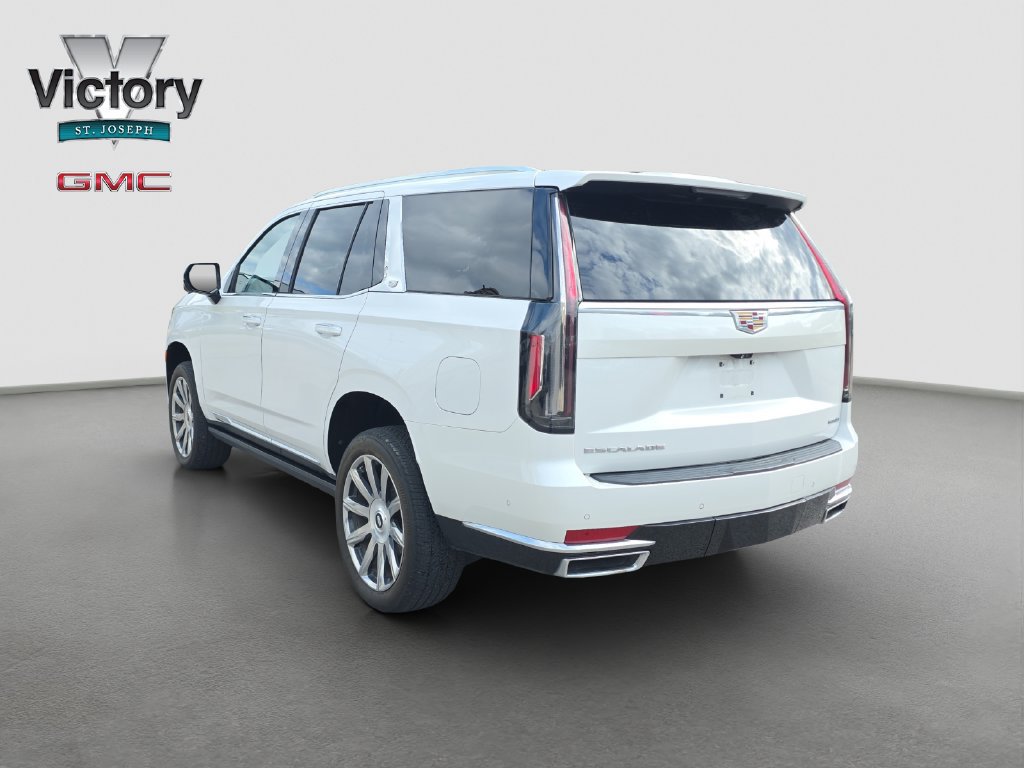 Used 2021 Cadillac Escalade Premium Luxury Platinum w/ Heavy-Duty Trailer Package AWD/4WD image 15