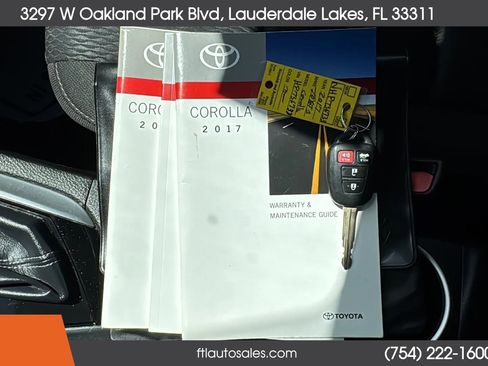 Used 2017 Toyota Corolla LE image 57