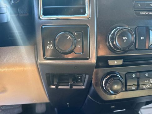 Used 2017 Ford F350 XLT w/ XLT Value Package AWD/4WD image 26