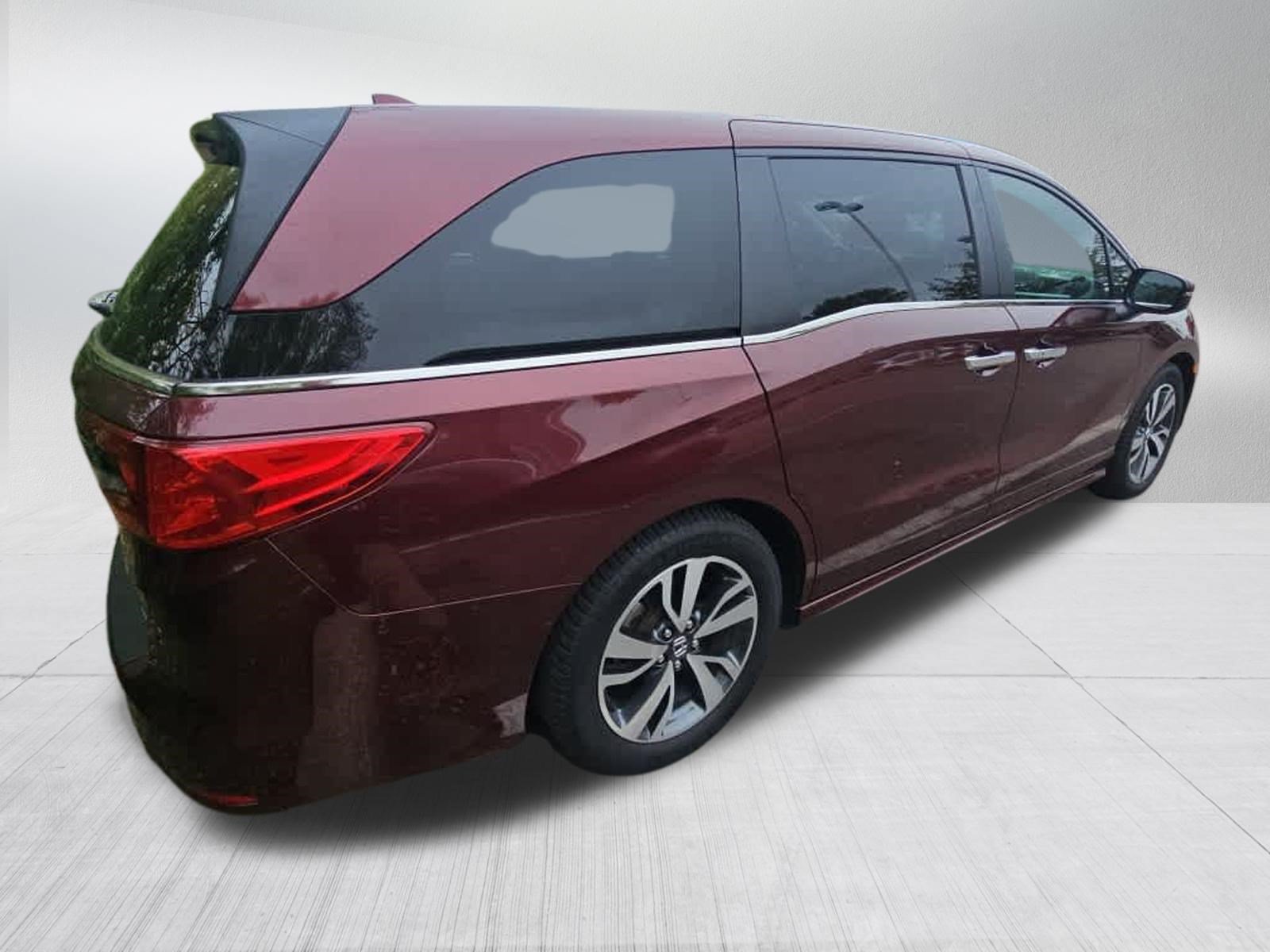 Used 2021 Honda Odyssey Touring image 4