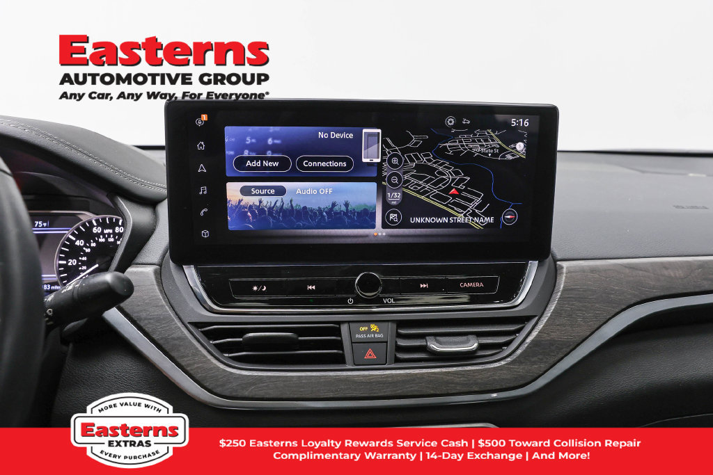 Used 2023 Nissan Altima 2.5 SL AWD/4WD image 13