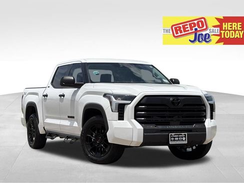 Used 2024 Toyota Tundra SR5 RWD image 1