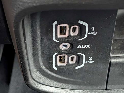 Used 2026 RAM 2500 Big Horn AWD/4WD image 25