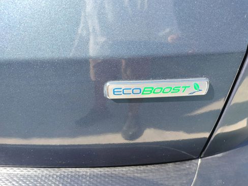 Used 2020 Ford Escape SE image 7