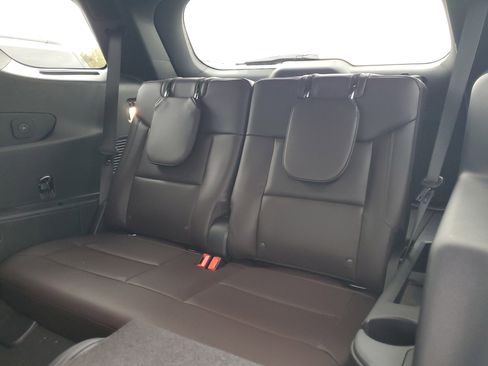 New 2026 Ford Explorer Platinum image 11