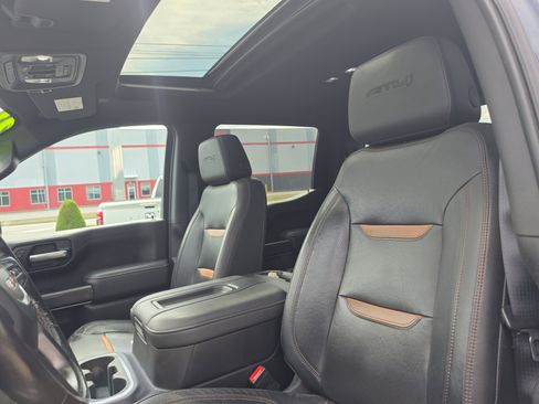 Used 2021 GMC Sierra 1500 AT4 w/ AT4 Value Package AWD/4WD image 12