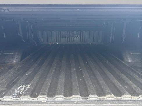 Used 2022 Chevrolet Silverado 2500 High Country w/ Technology Package image 13