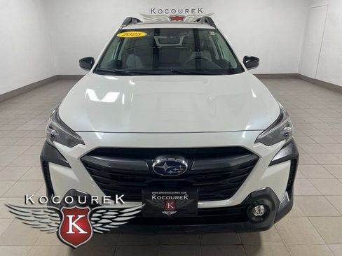 Certified 2025 Subaru Outback Premium image 2