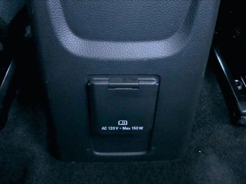 Used 2022 Buick Encore Preferred w/ Safety Package image 34