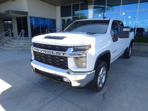 Used 2020 Chevrolet Silverado 2500 LT w/ All Star Edition AWD/4WD image 3