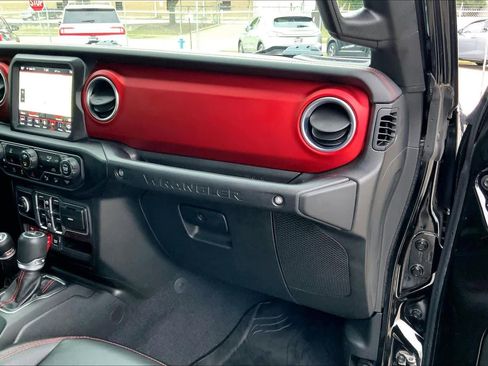 Used 2020 Jeep Wrangler Unlimited Rubicon AWD/4WD image 19