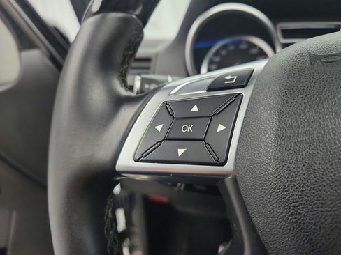 Used 2015 Mercedes-Benz G 550 image 26