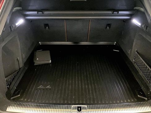 Used 2018 Audi A4 2.0T allroad Premium Plus image 34