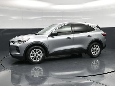 Used 2024 Ford Escape Active FWD image 9