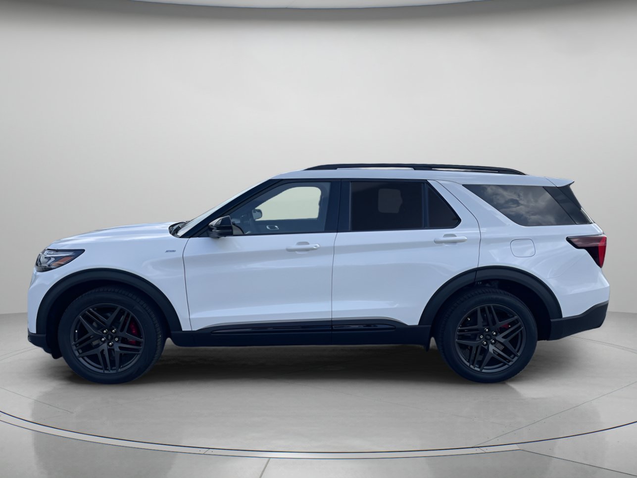New 2026 Ford Explorer ST-Line w/ ST-Line Street Pack RWD image 6