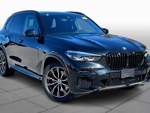 Used 2023 BMW X5 xDrive40i w/ M Sport Package image 3