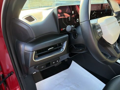 Used 2025 Kia K4 GT-Line w/ GT-Line Premium Package image 30